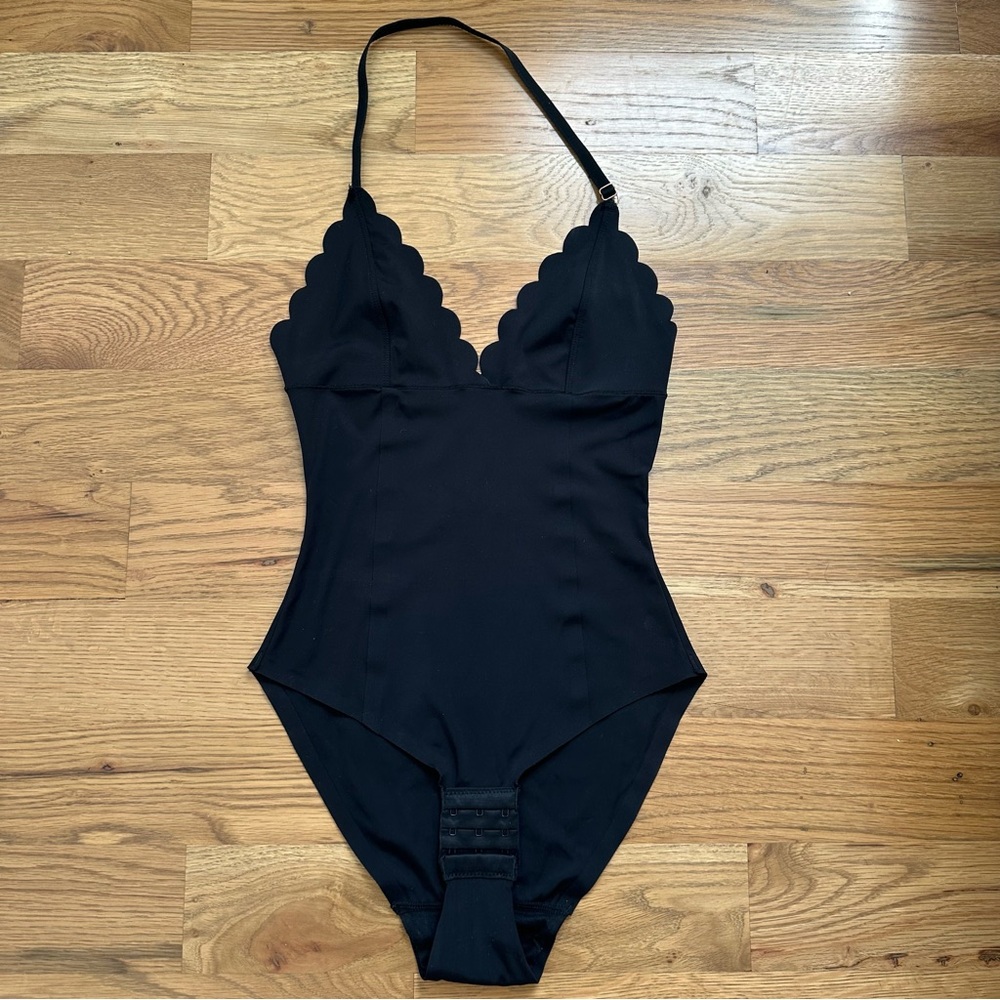 Urban Outfitters Out From Under scallop bodysuit- Size Small